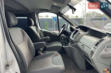 Мінівен Opel Vivaro 2011 в 