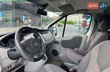 Мінівен Opel Vivaro 2011 в 