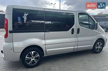 Мінівен Opel Vivaro 2011 в 