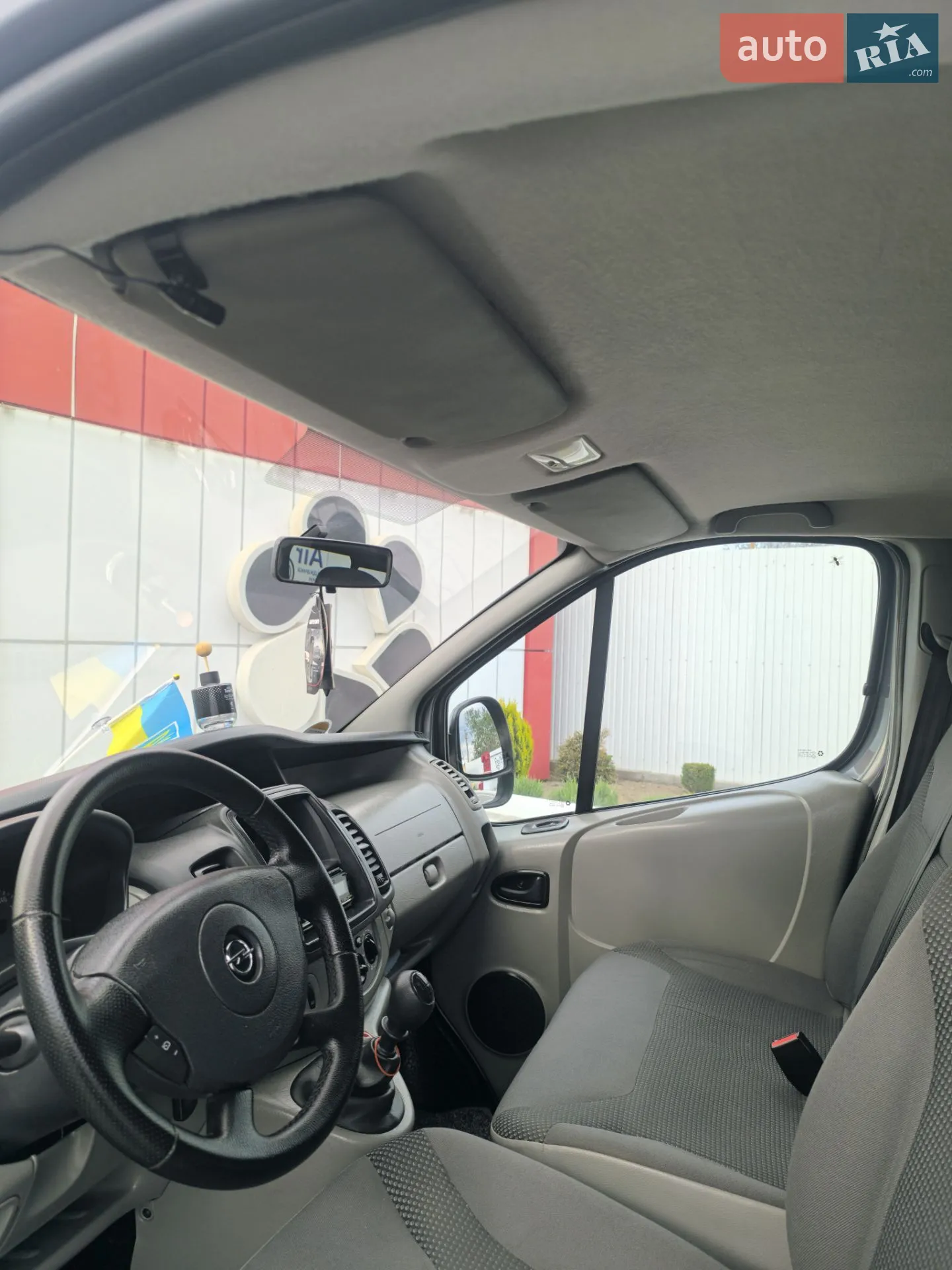 2011 Opel Vivaro - мініатюра 128