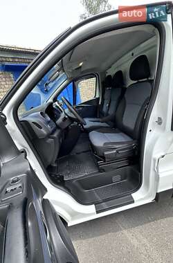 Вантажний фургон Opel Vivaro 2015 в 