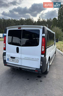 Минивэн Opel Vivaro 2007 в 