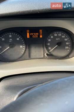 Минивэн Opel Vivaro 2009 в 