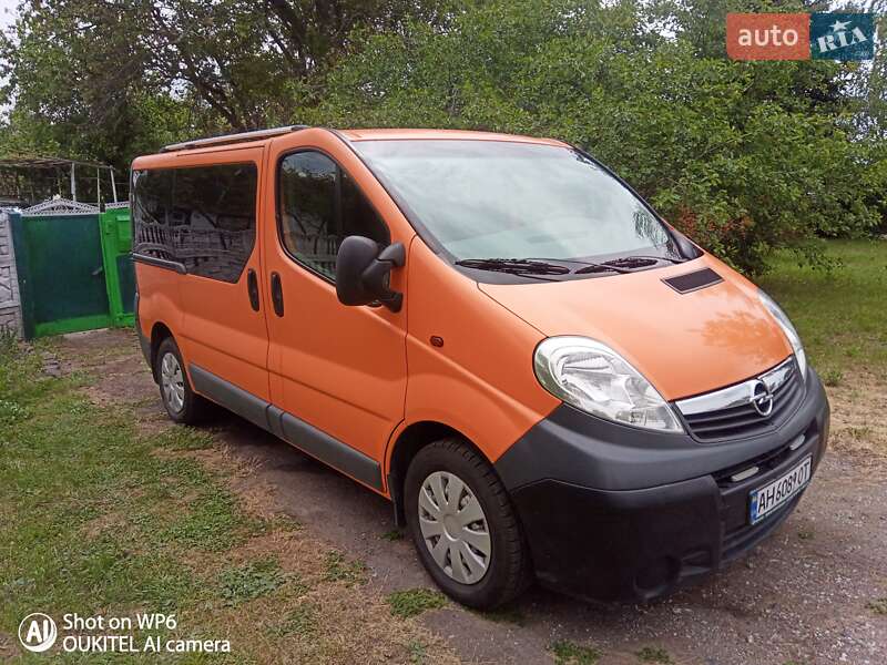Мінівен Opel Vivaro 2010 в Дніпрі фото 9 Мінівен Opel Vivaro 2010 в Дніпрі
