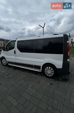 Мінівен Opel Vivaro 2013 в 
