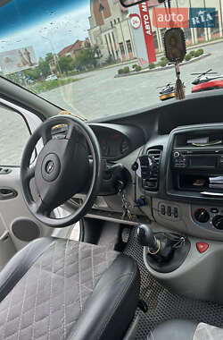 Мінівен Opel Vivaro 2013 в 