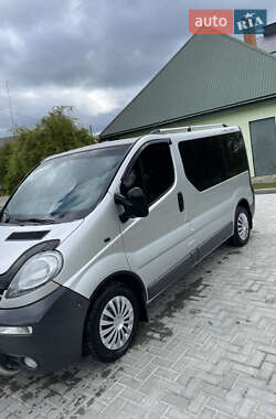 Мінівен Opel Vivaro 2004 в 