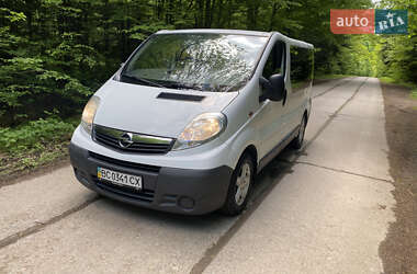 Минивэн Opel Vivaro 2006 в Ивано-Франковске