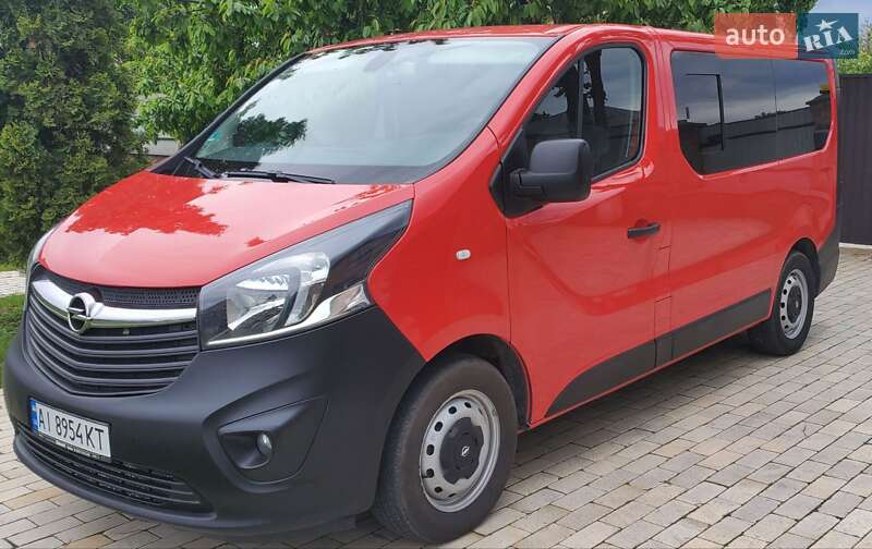 Opel Vivaro 2015