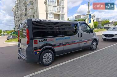 Мінівен Opel Vivaro 2009 в 