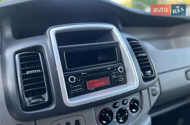 Вантажний фургон Opel Vivaro 2014 в 