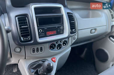 Вантажний фургон Opel Vivaro 2014 в 