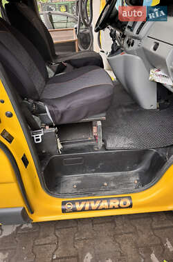 Мінівен Opel Vivaro 2004 в 