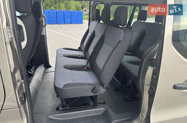 Минивэн Opel Vivaro 2015 в 