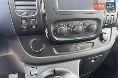 Минивэн Opel Vivaro 2015 в 