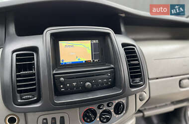 Мінівен Opel Vivaro 2013 в 