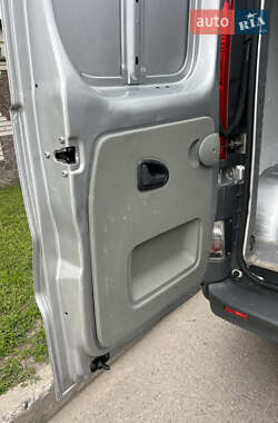 Вантажний фургон Opel Vivaro 2014 в 