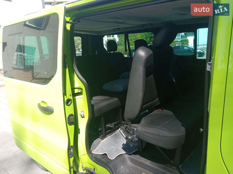 Мінівен Opel Vivaro 2017 в Вінниці