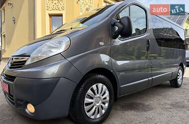 Мінівен Opel Vivaro 2013 в Львові
