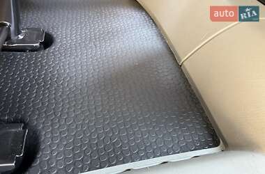 Мінівен Opel Vivaro 2013 в 