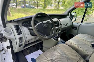 Минивэн Opel Vivaro 2005 в 