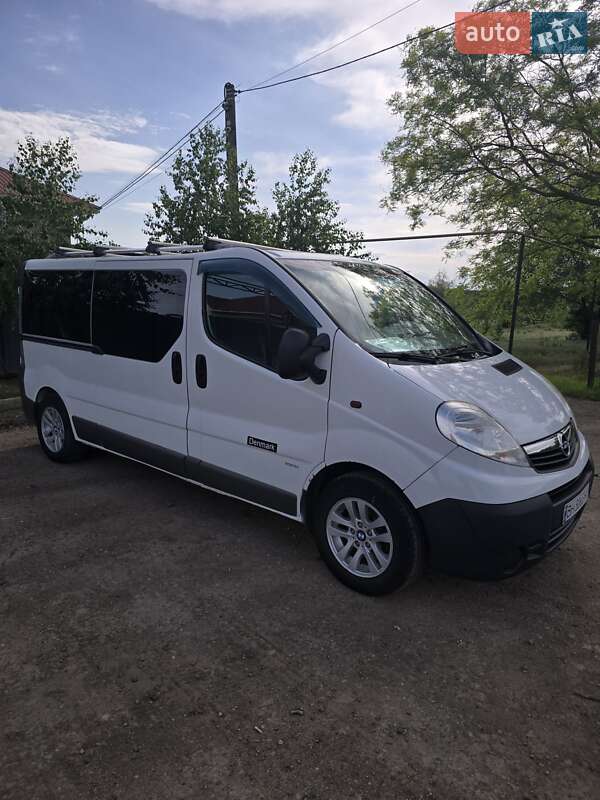 Мінівен Opel Vivaro 2006 в Одесі