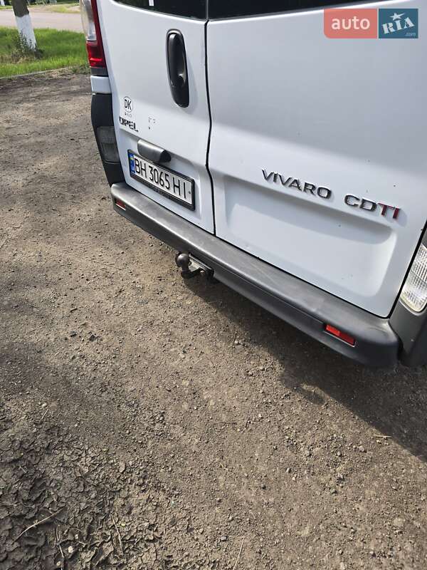 Мінівен Opel Vivaro 2006 в Одесі