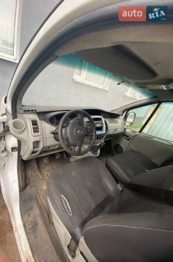Грузовой фургон Opel Vivaro 2013 в 
