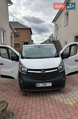Минивэн Opel Vivaro 2016 в Мостиске