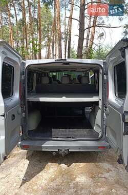 Минивэн Opel Vivaro 2012 в 