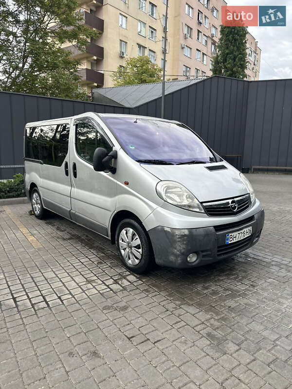 Мінівен Opel Vivaro 2011 в Одесі