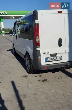 Минивэн Opel Vivaro 2011 в 