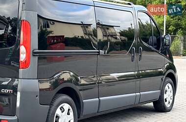 Минивэн Opel Vivaro 2012 в 