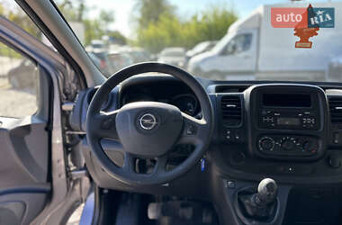 Мінівен Opel Vivaro 2015 в 