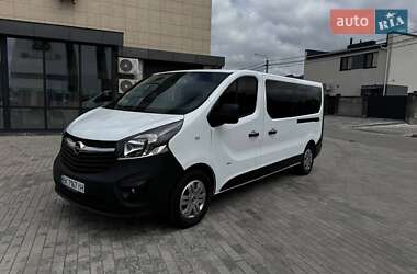 Opel Vivaro 2016