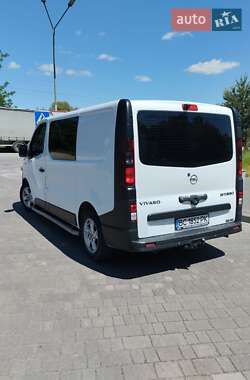 Грузовой фургон Opel Vivaro 2015 в Львове