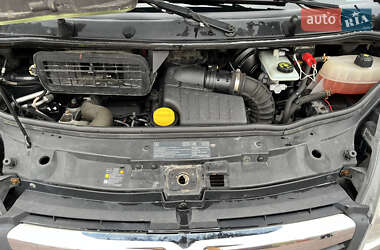 Минивэн Opel Vivaro 2011 в 
