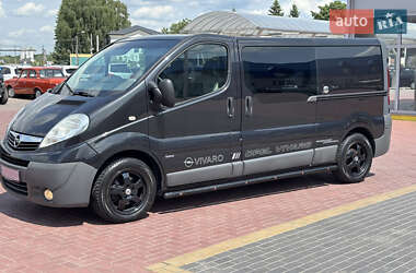 Минивэн Opel Vivaro 2011 в 