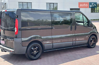 Минивэн Opel Vivaro 2011 в 
