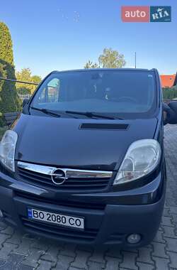 Мінівен Opel Vivaro 2010 в Чорткові