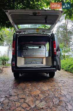 Грузовой фургон Opel Vivaro 2014 в 