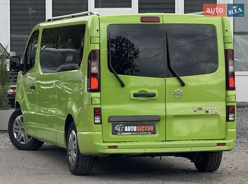 Минивэн Opel Vivaro 2015 в Харькове