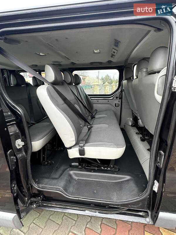 Мінівен Opel Vivaro 2014 в Самборі