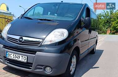 Opel Vivaro 2014