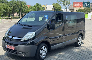 Мінівен Opel Vivaro 2013 в 