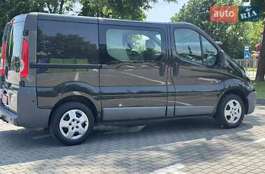 Мінівен Opel Vivaro 2013 в 