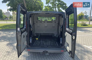 Мінівен Opel Vivaro 2013 в 