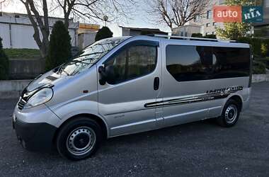 Мінівен Opel Vivaro 2011 в 