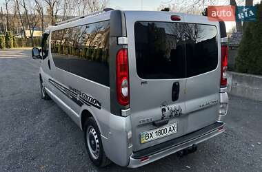 Мінівен Opel Vivaro 2011 в 