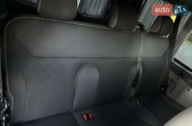 Мінівен Opel Vivaro 2011 в 